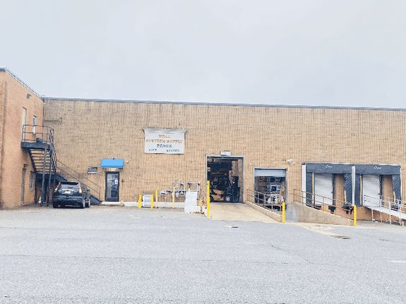 Local Stores. Regional Reach.